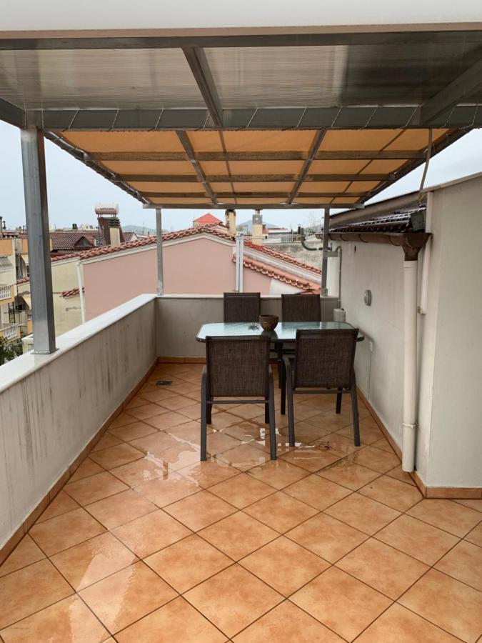 Aretoysa Center Luxury Suites 2 Néa Péramos Exteriör bild