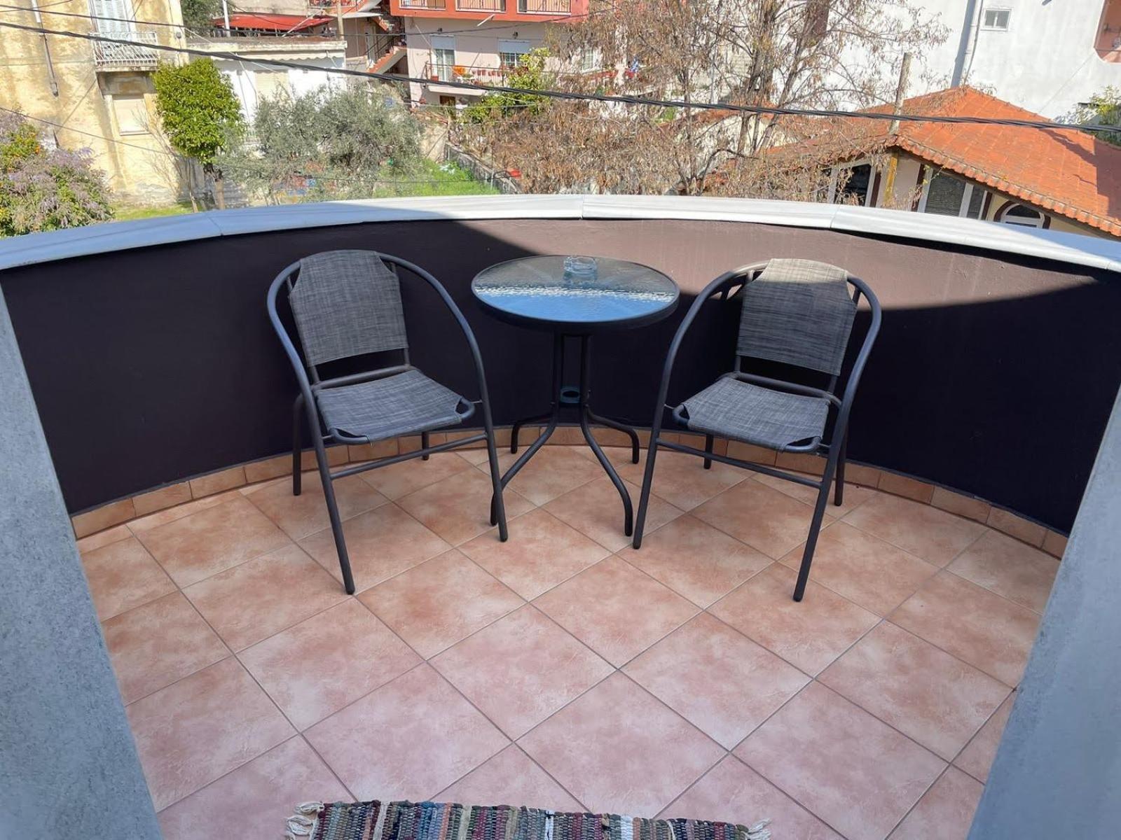 Aretoysa Center Luxury Suites 2 Néa Péramos Exteriör bild